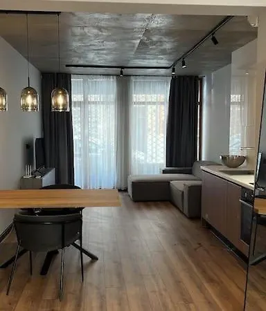 Amber - Brand New Luxury 1 Bedroom Located In The Very Center * Warna