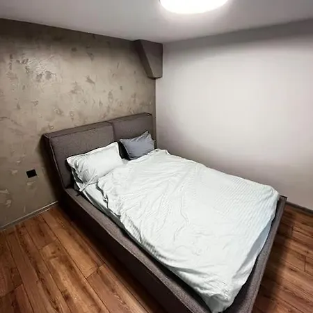 Amber - Brand New Luxury 1 Bedroom Located In The Very Center * Várna