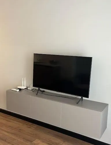 Amber - Brand New Luxury 1 Bedroom Located In The Very Center